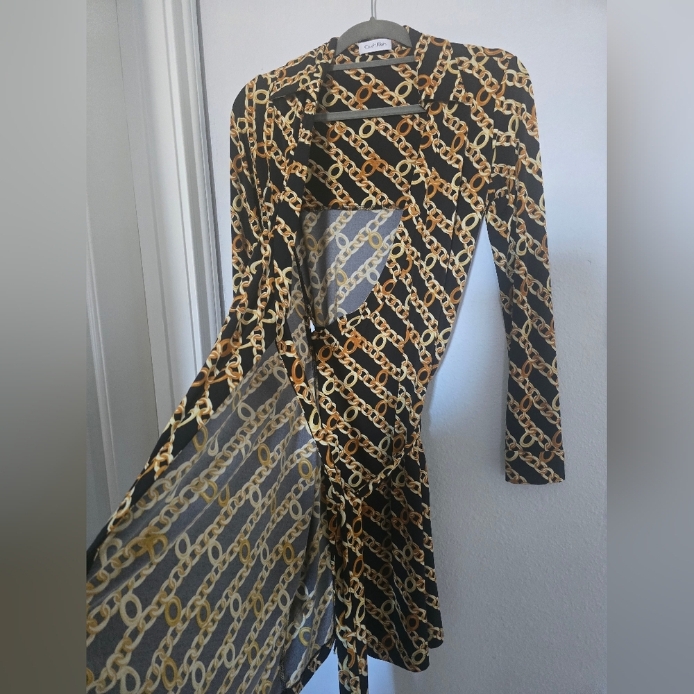 Calvin Klein Chain Faux Wrap Black Gold Chain Pattern Dress Size 4 EUC - Picture 10 of 12